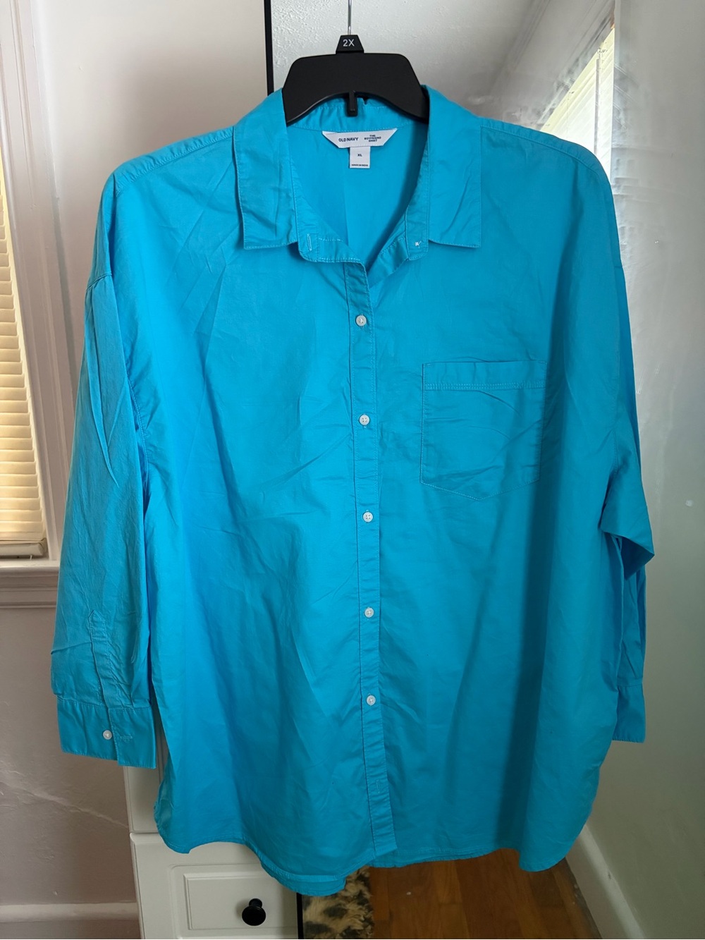 old navy women’s button-down shirt